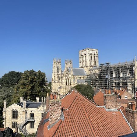 Minster View Penthouse Apartment York Exterior foto