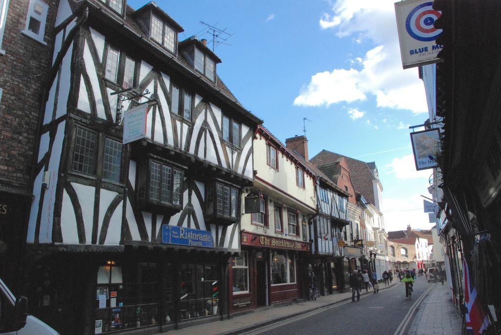 Minster View Penthouse Apartment York Exterior foto